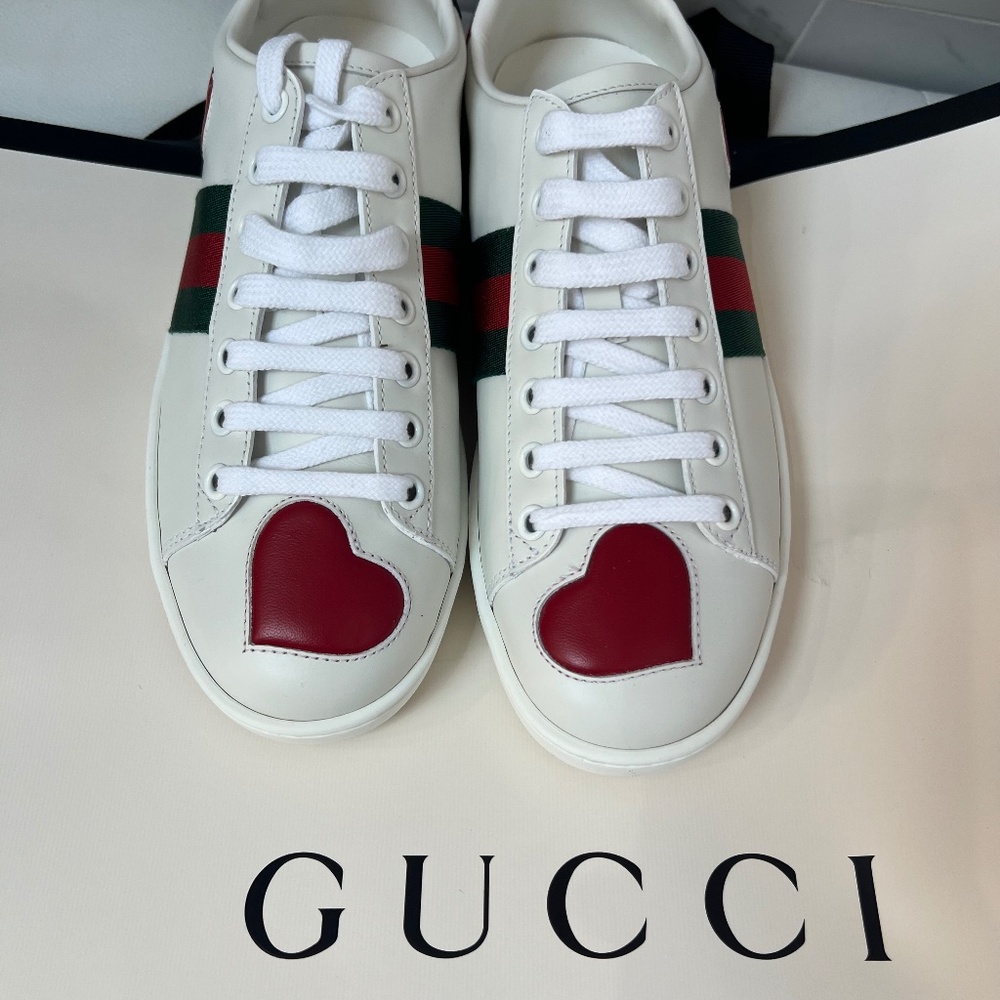 ♥️ GUCCI Ace Heart Sneakers NIB ♥️